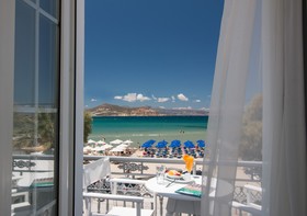 Ippokampos Beachfront Hotel