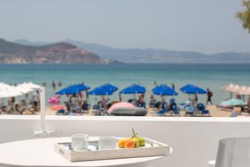 Ippokampos Beachfront Hotel