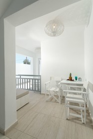 Ippokampos Beachfront Hotel