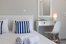 Ippokampos Beachfront Hotel