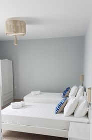 Ippokampos Beachfront Hotel