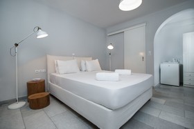 Ippokampos Beachfront Hotel