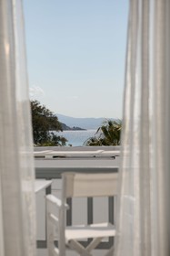 Ippokampos Beachfront Hotel