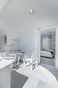 Ippokampos Beachfront Hotel