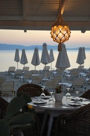 Ippokampos Beachfront Hotel