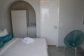 Ippokampos Beachfront Hotel