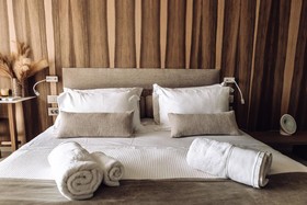 Avgoustos Suites