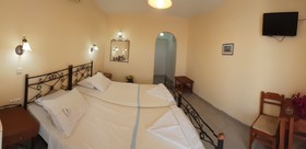 Agia Anna Hotel