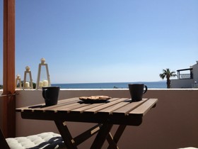 Maria's Rooms & Studios