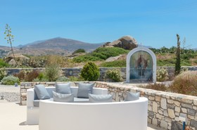 Olives & Rocks Naxian Villas