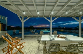 Olives & Rocks Naxian Villas