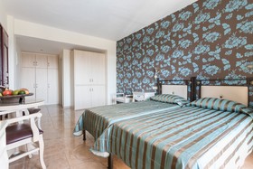 Ariadne Hotel