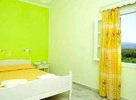 Birikos Studio & Apartments