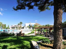 Birikos Studio & Apartments