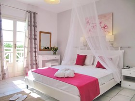 Camara Hotel Naxos