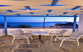Liana Beach Hotel