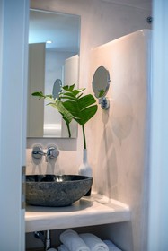 Melidron Luxury Hotel & Suites