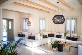 Melidron Luxury Hotel & Suites