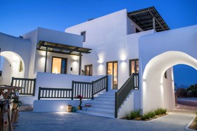 Melidron Luxury Hotel & Suites