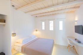 Naxian Utopia Luxury Villas & Suites