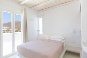 Naxian Utopia Luxury Villas & Suites