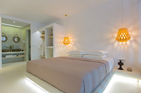 Naxian Utopia Luxury Villas & Suites