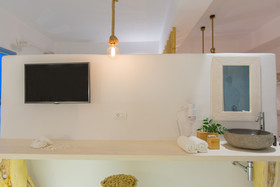 Naxian Utopia Luxury Villas & Suites