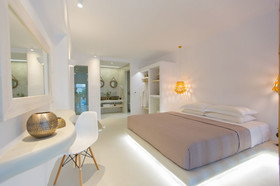 Naxian Utopia Luxury Villas & Suites
