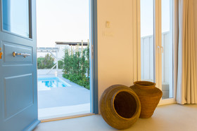 Naxian Utopia Luxury Villas & Suites