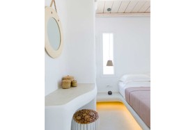 Naxian Utopia Luxury Villas & Suites