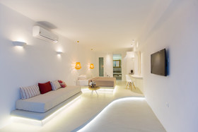 Naxian Utopia Luxury Villas & Suites