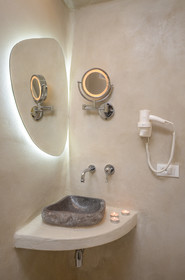 Naxos Euphoria Suites