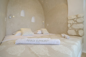 Naxos Euphoria Suites