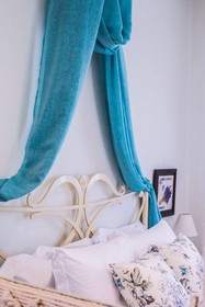 Naxos Petite Studios