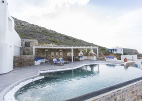Naxos Rock Villas