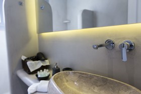 Naxos Rock Villas