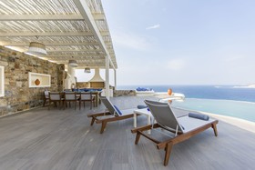Naxos Rock Villas