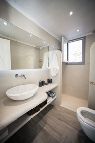 Naxos Rock Villas