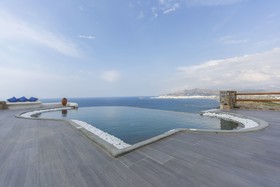 Naxos Rock Villas