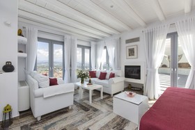 Naxos Rock Villas