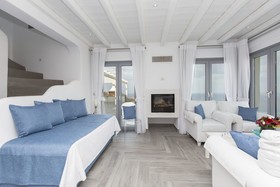Naxos Rock Villas