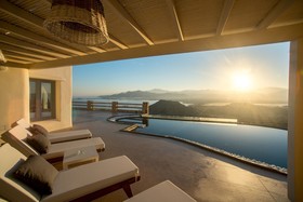 Naxos Rock Villas