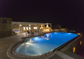 Naxos Rock Villas