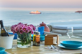 Naxos Rock Villas