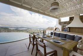 Naxos Rock Villas