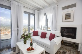 Naxos Rock Villas
