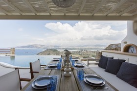 Naxos Rock Villas