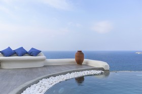 Naxos Rock Villas