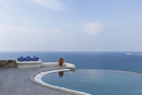 Naxos Rock Villas