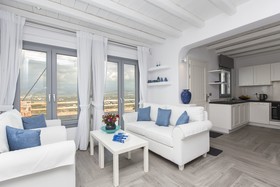 Naxos Rock Villas